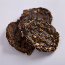 Close up of natural cat treats made from Beef Heart, Liver and Kidney from LUNA & me 