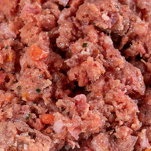 Close up of raw puppy food mince meat from LUNA & me